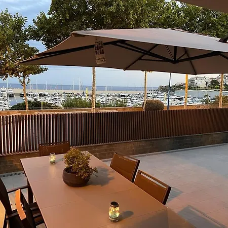 Domus Aurea アパート